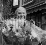 15-07-2005 Mylou Frencken Person in Amsterdam, on behalf of CD cover Myou Frencken. July 15, 2005.

[keywords]Black & White Image, Flowers[/keywords]